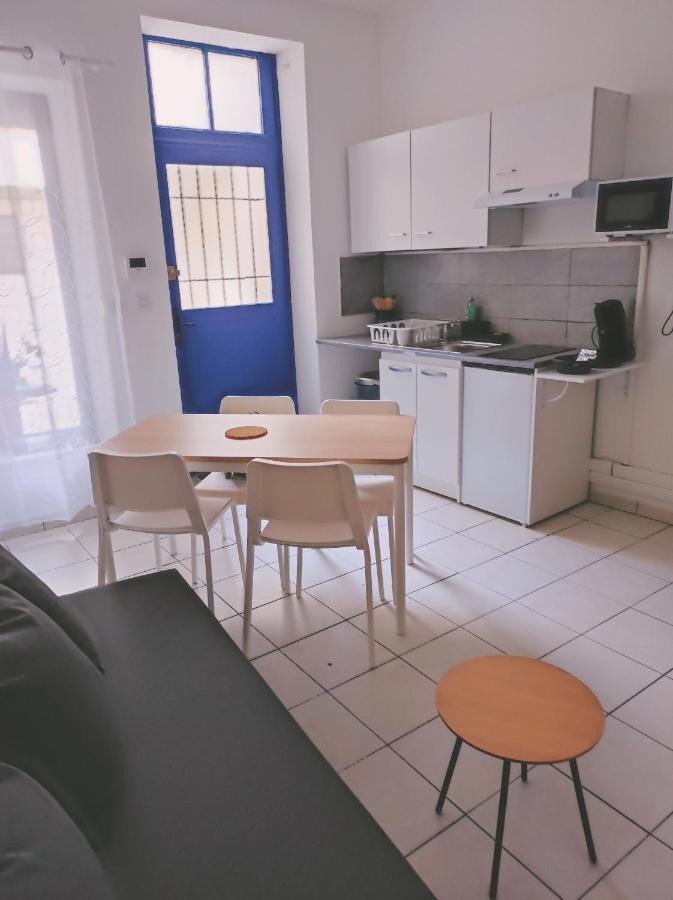 Appartement Cosy En Centre Centre-Ville . . . ニーム エクステリア 写真